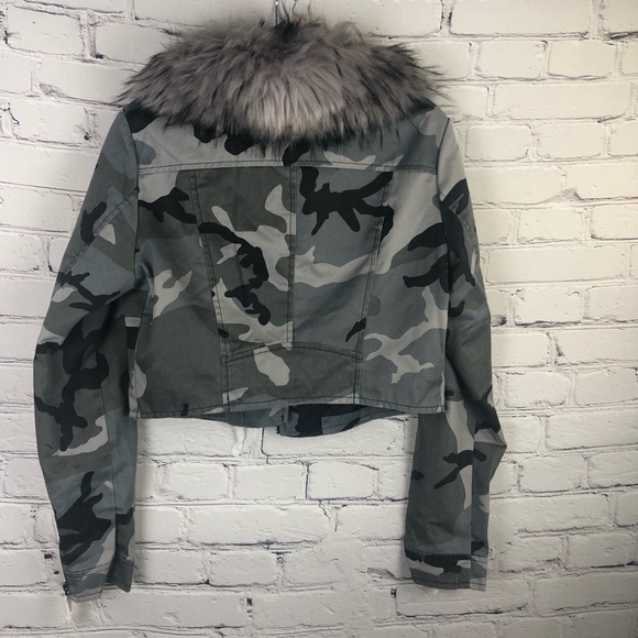 Coalition L.A. : Camouflage Cropped Jacket. Multiple Sizes: S,M,L, XL - Picture 8 of 15